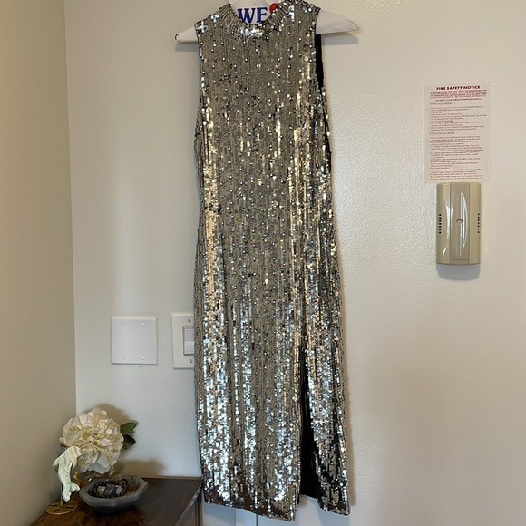 🔥 Ret $895 Alice + Olivia Silver Sequin Malika zip-detailed embellished dress - Picture 5 of 11